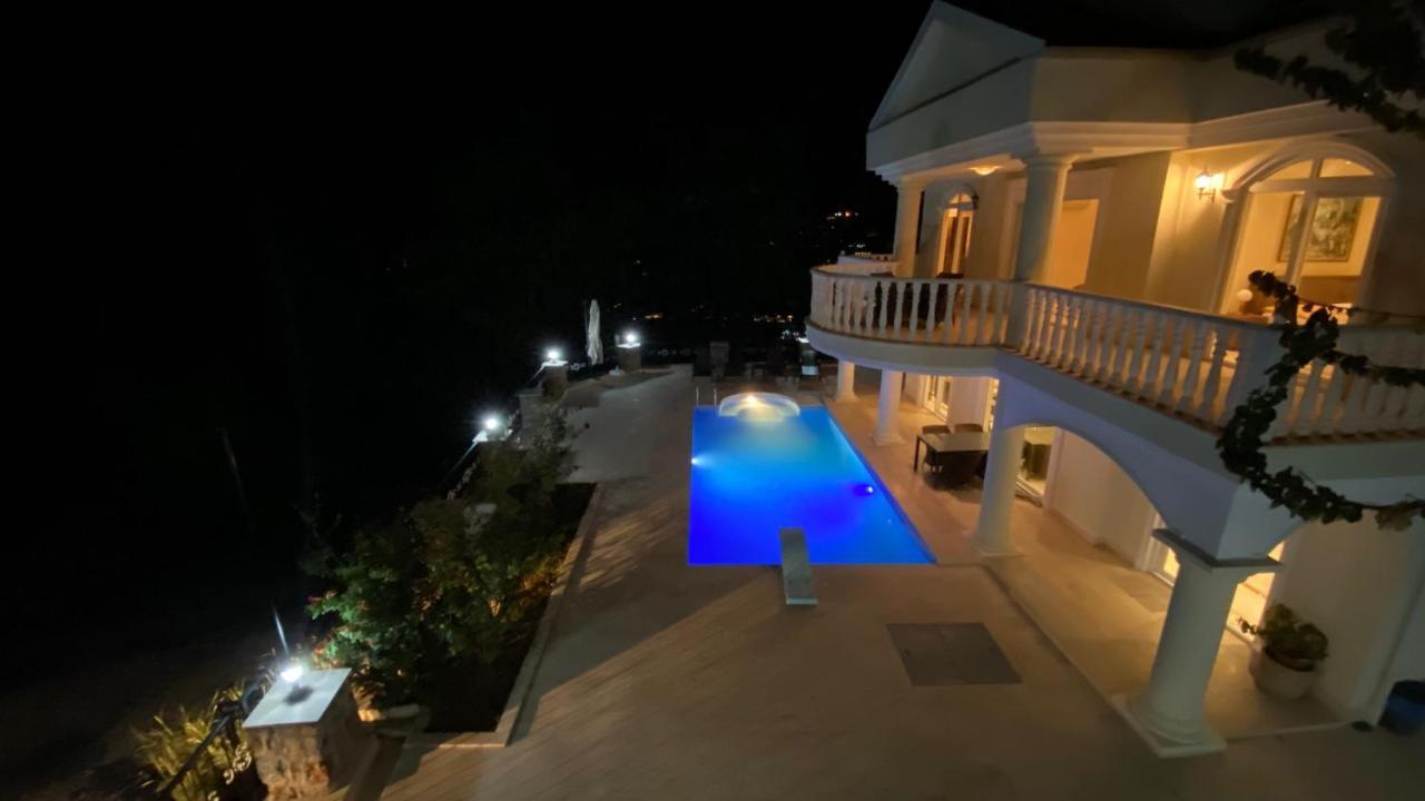Villaer Royal *